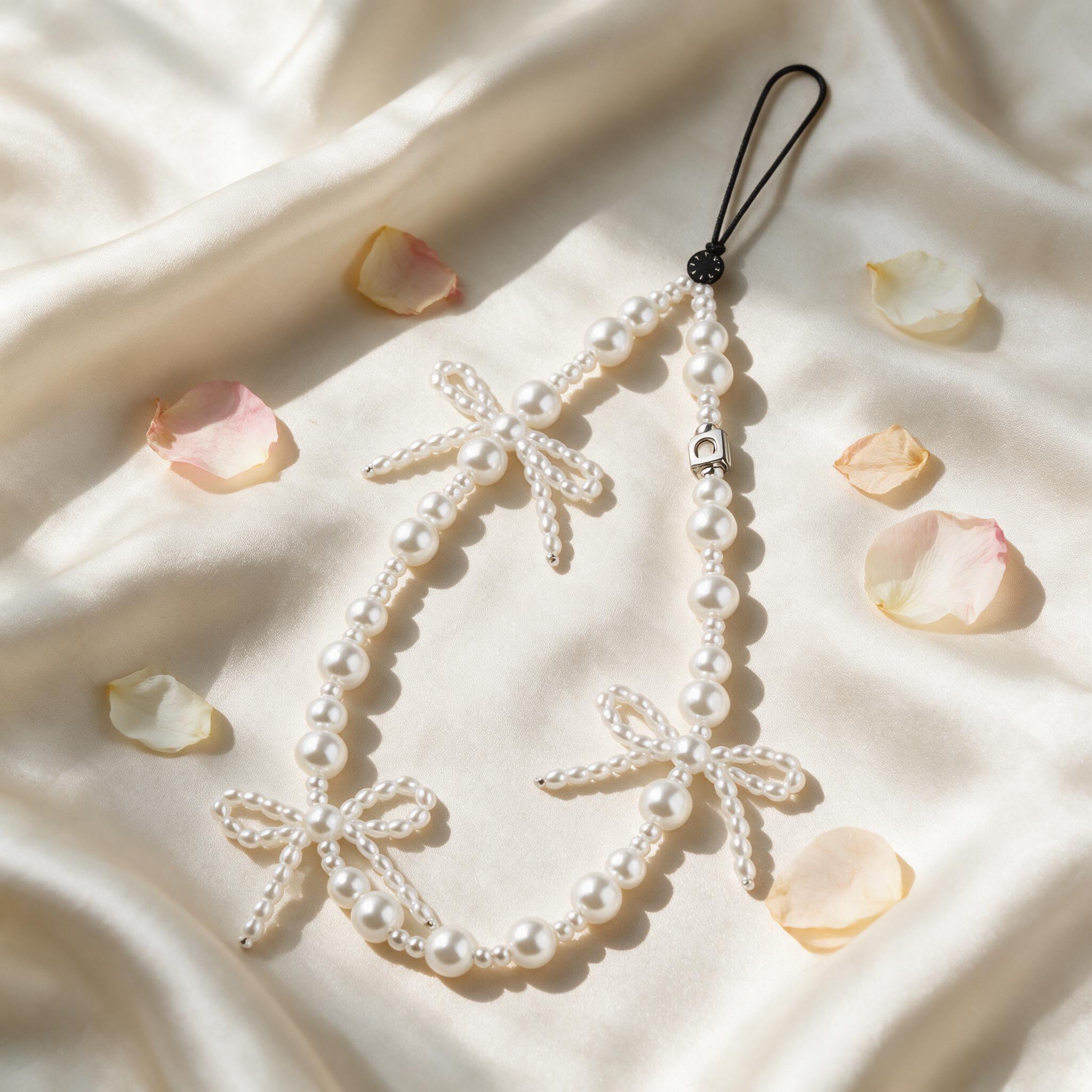 CASETiFY Snowflake Cherry Bow Chain Bead Jewelry Portable Ha - สไตล์ลิ่ง