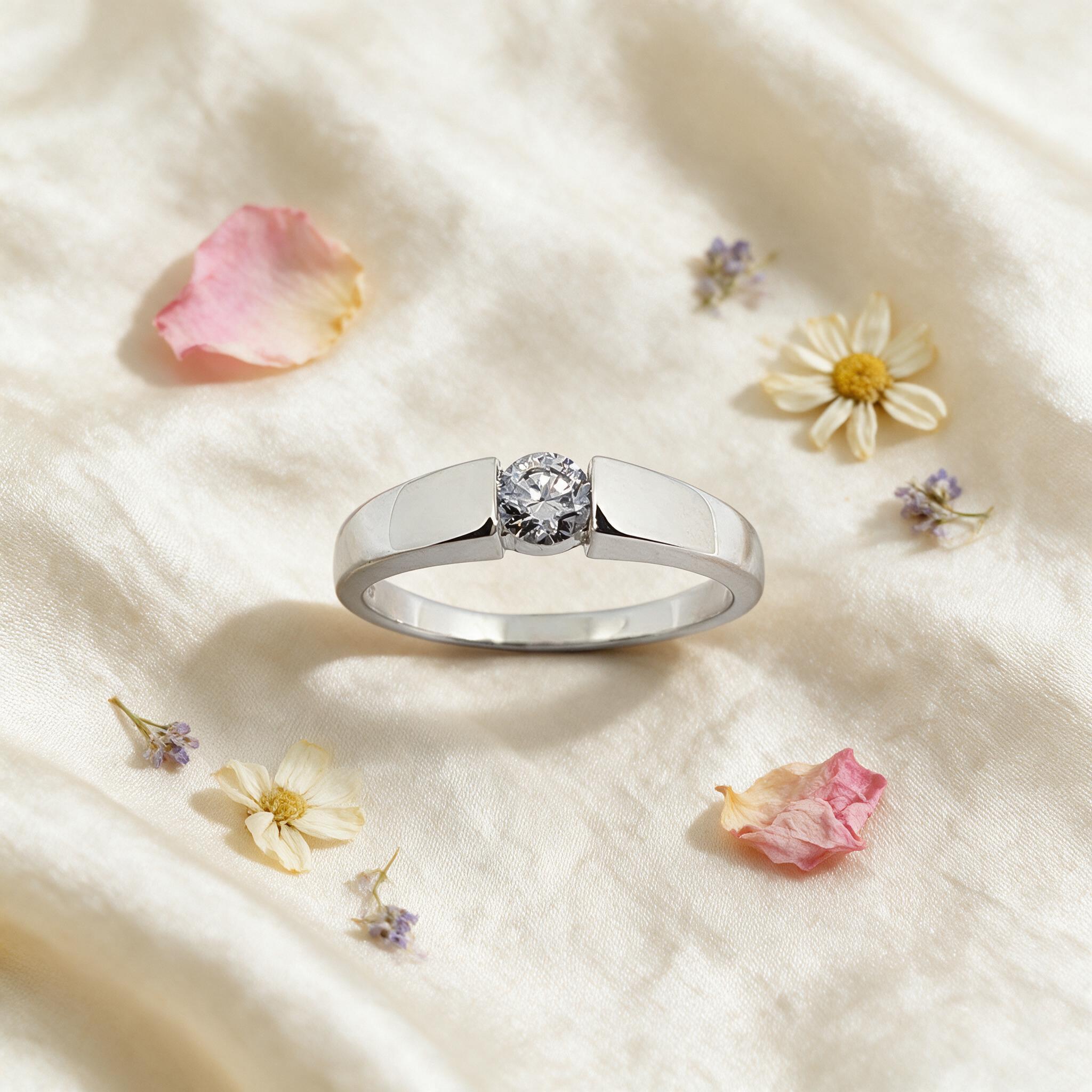 Memorine Jewelry แหวนเงินแท้ 925 ฝังเพชรสวิส (CZ) ONLR011 - สไตล์ลิ่ง