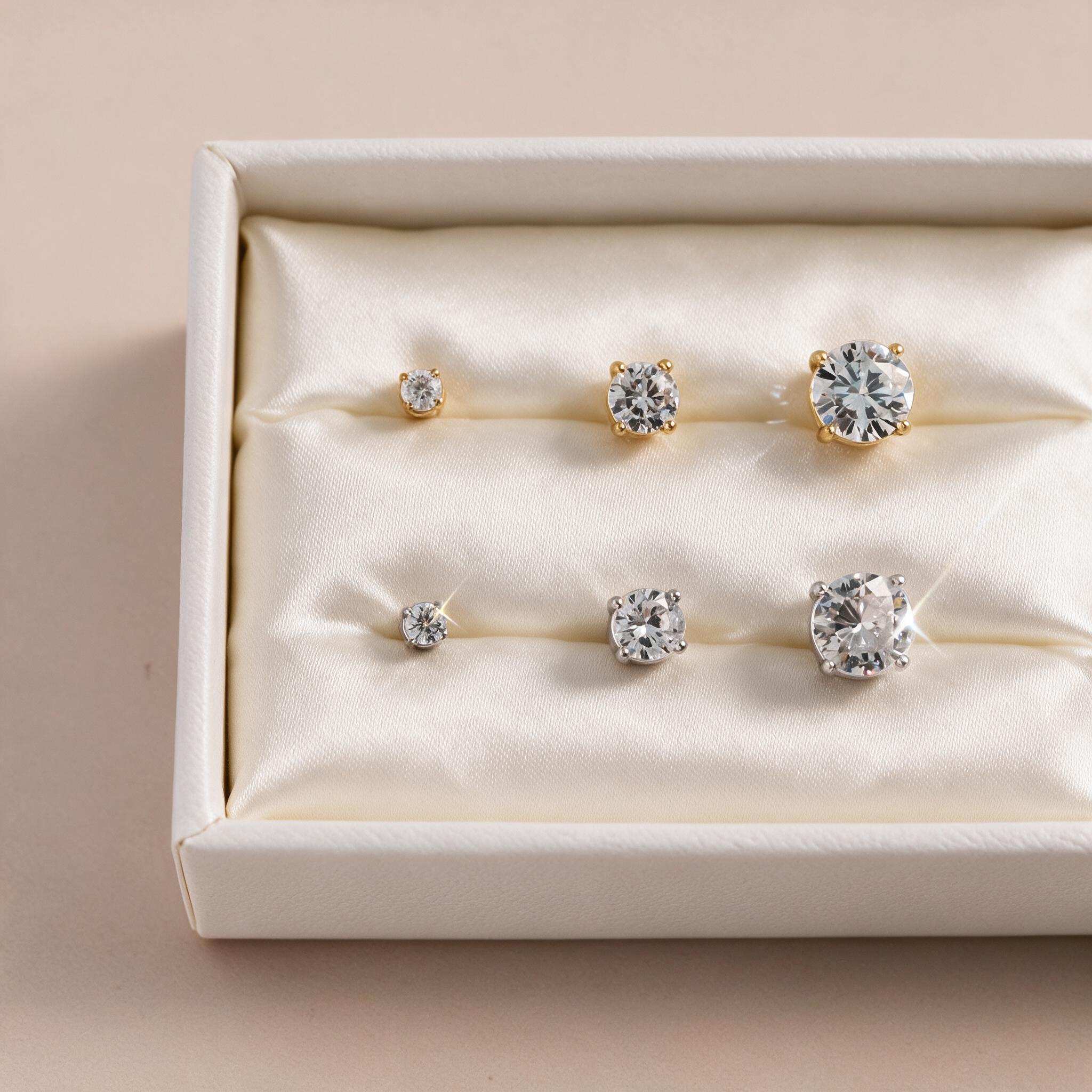 Valichain - Petite Gem Round Ear Stud - กล่องของขวัญ