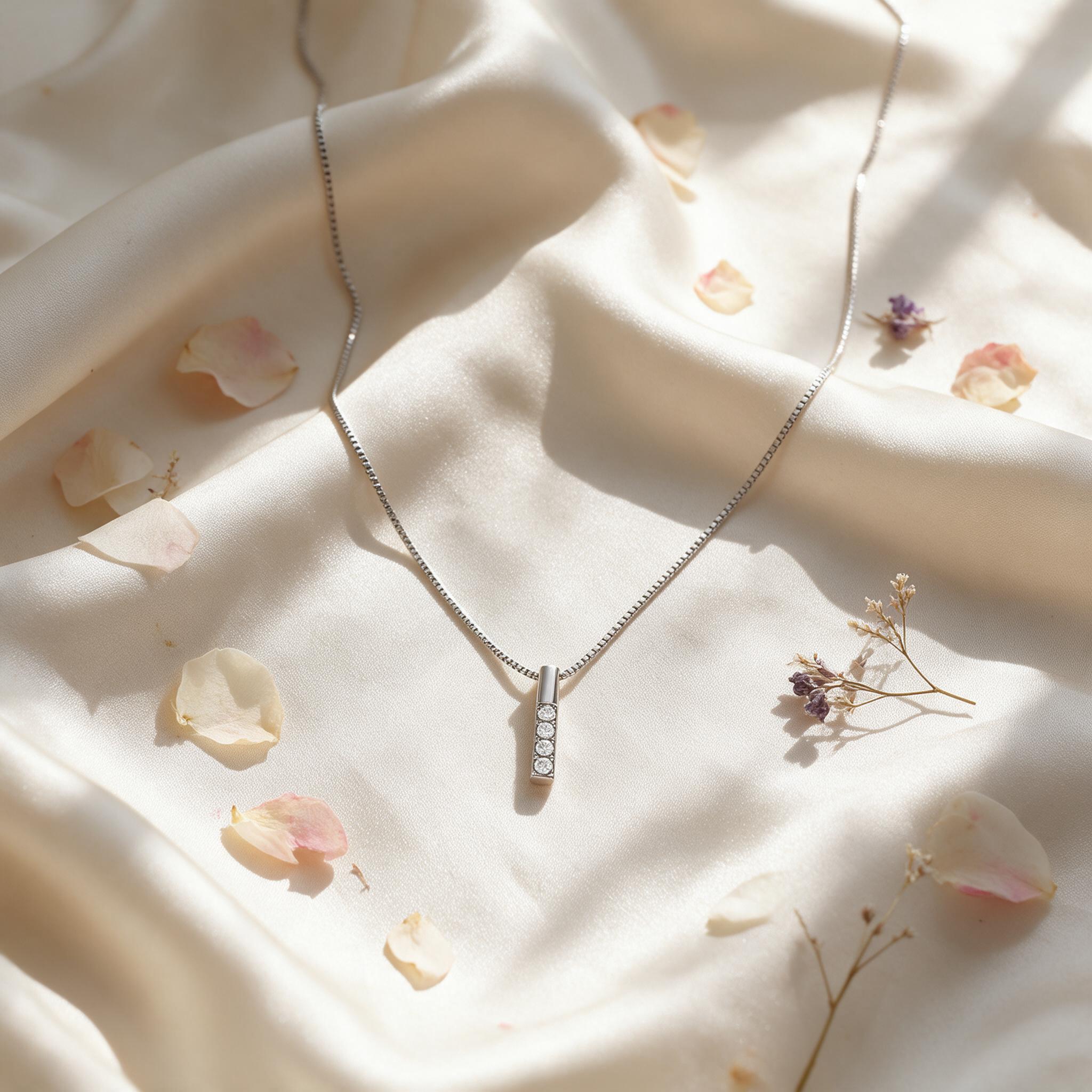 GLAMOR✨แทนคำมั่น ONE WORD สร้อยคอตัวอักษร สร้อยคอเงินแท้ สร้ - สไตล์ลิ่ง